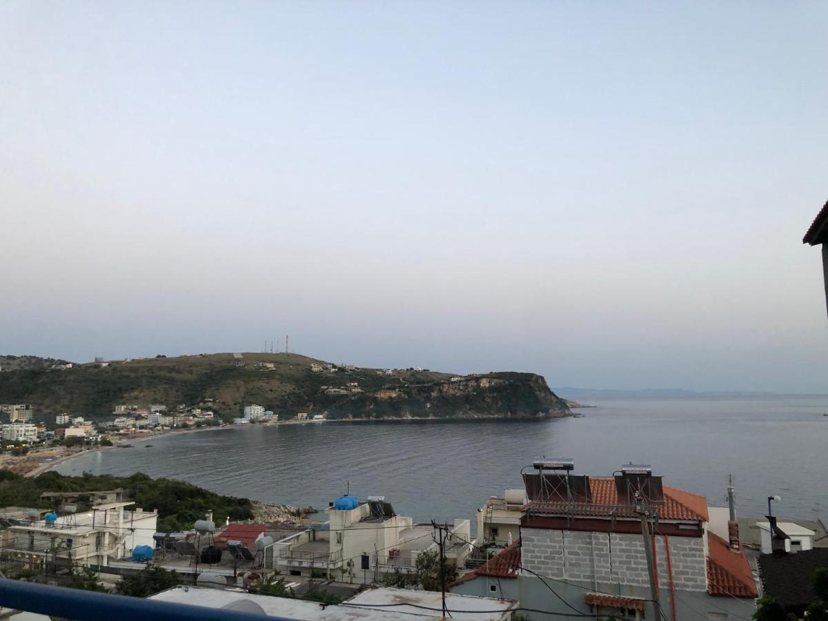 Dina House Apartment Himare Bagian luar foto