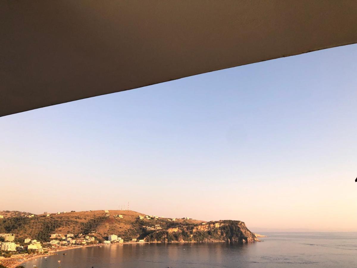 Dina House Apartment Himare Bagian luar foto